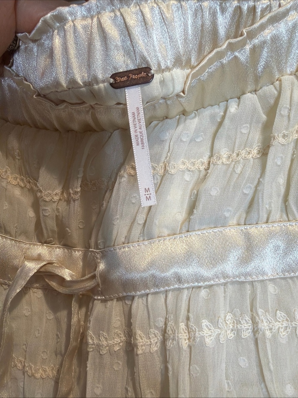 Free People Camille Ruffle Tiered Cute Tie Front Romantic Shorts Skort M - Picture 6 of 7